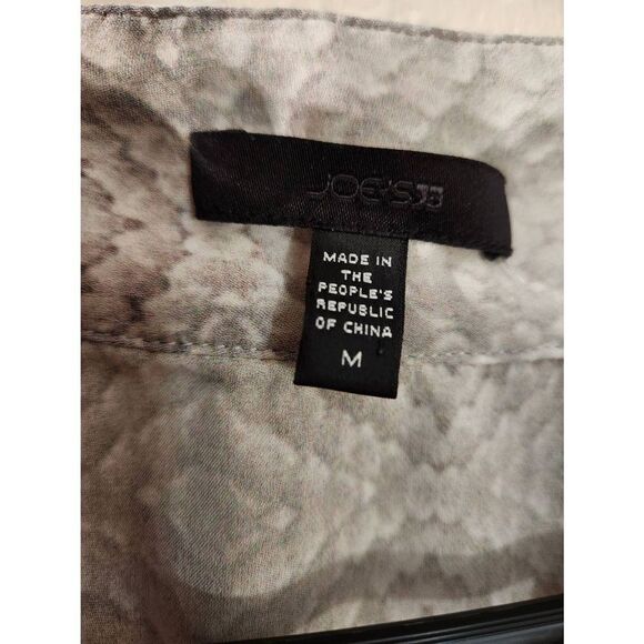 Joe's M snakeskin print blouse - Picture 7 of 7